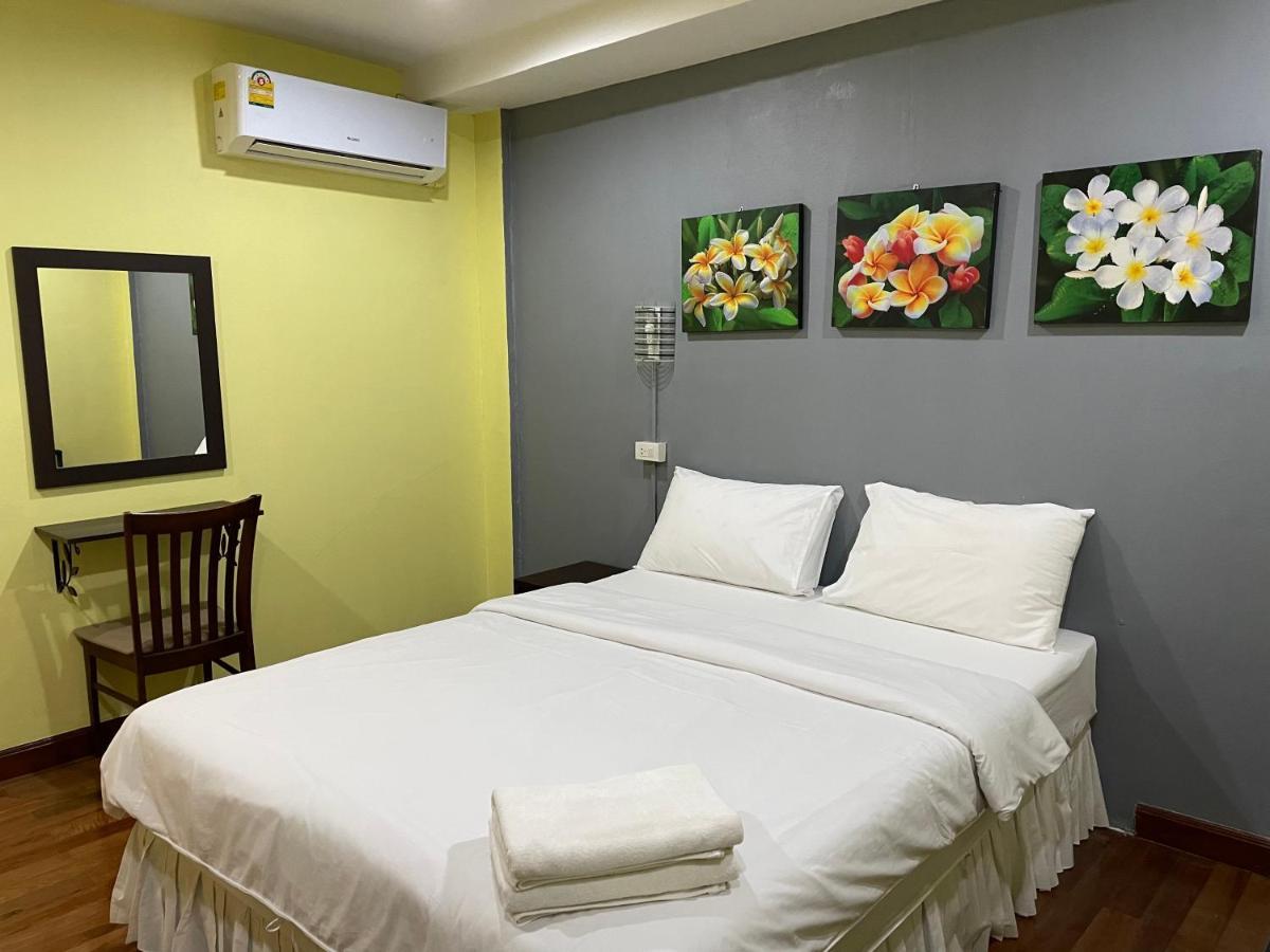 Nawaporn Place Phuket Exterior foto